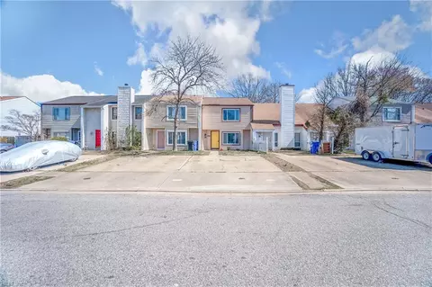 170 Thalia Trace Dr, Virginia Beach, VA 23452