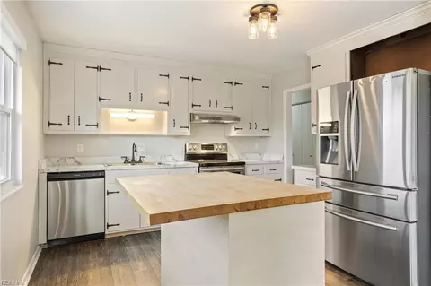 Kitchen - 1343 Coral Pl, Hampton, VA 23669 photo 1 of 5