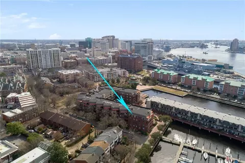 255 College Cross Rd #89, Norfolk, VA 23510