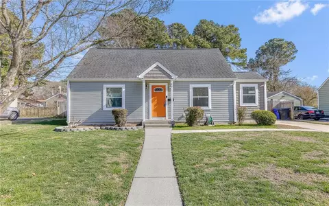 91 Kansas Ave, Portsmouth, VA 23701
