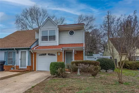 457 Lake Havasu Dr, Virginia Beach, VA 23454