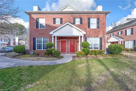 5873 Ludington Dr, Virginia Beach, VA 23464