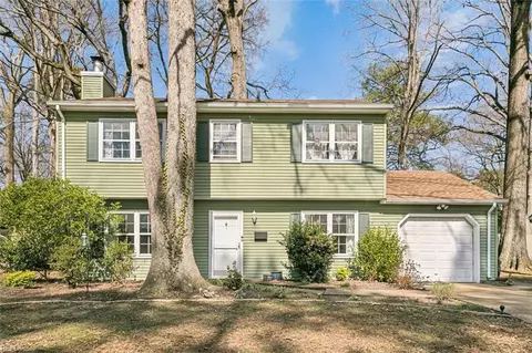 181 Alpine St, Newport News, VA 23606