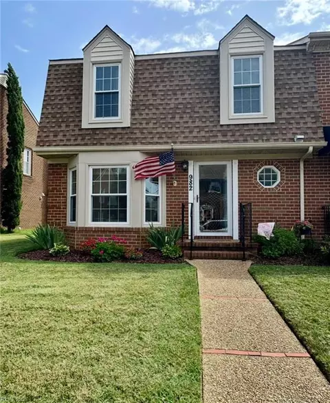 982 Colonial Meadows Way, Virginia Beach, VA 23454