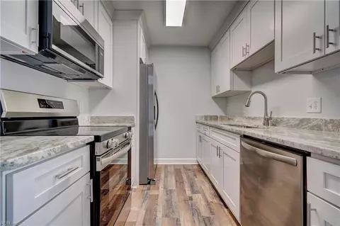 5322 Leicester Ct, Virginia Beach, VA 23462