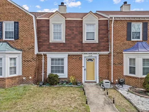 1209 Mabry Mill Pl, Chesapeake, VA 23320