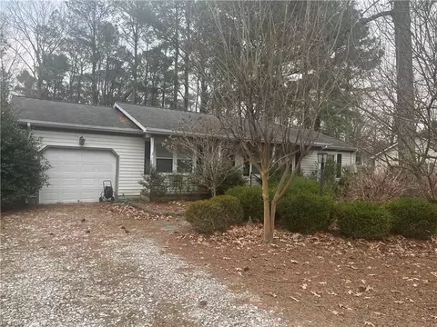 7144 Margaret Dr, Gloucester County, VA 23072