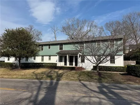 3302 Holly Rd #6, Virginia Beach, VA 23451