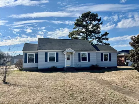 46 N Court St, Windsor, VA 23487