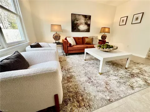 Living - 30 Edgemont Dr, Hampton, VA 23666 photo 3 of 5