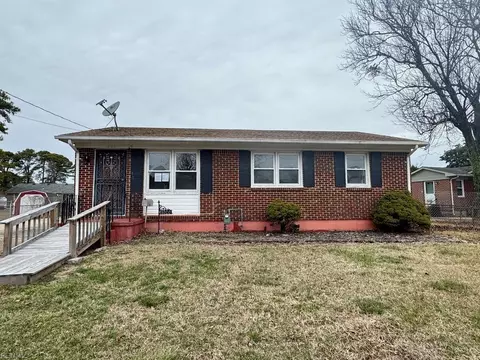 1000 Liston Ln, Portsmouth, VA 23701