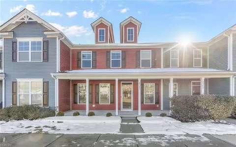 2361 Nottoway Ln, Virginia Beach, VA 23456