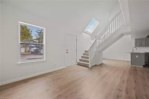 613 Delaware Ave, Hampton, VA 23661 photo 3
