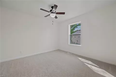 613 Delaware Ave, Hampton, VA 23661 photo 12