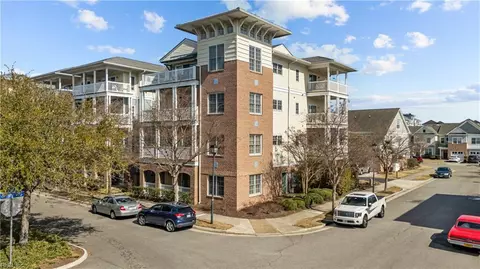 8232 N View Blvd, Norfolk, VA 23518