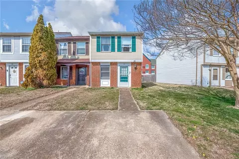 15 Christine Ct, Hampton, VA 23666
