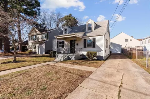 916 Philpotts Rd, Norfolk, VA 23513