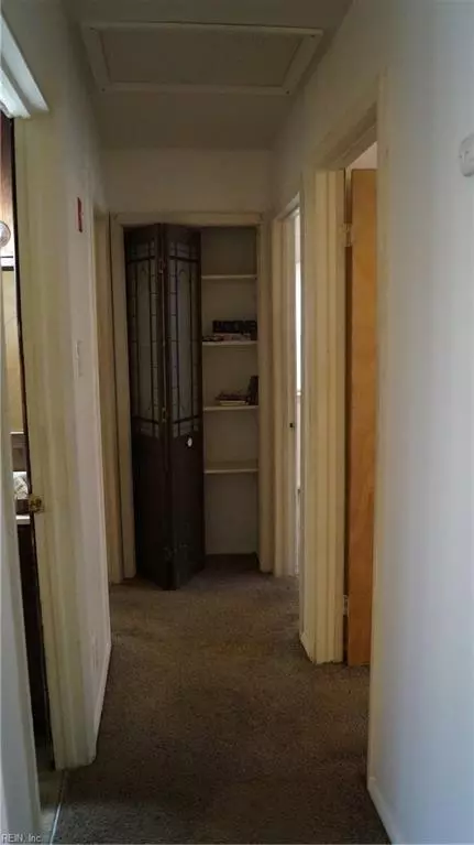1400 Woodcrest Dr, Hampton, VA 23663 photo 21