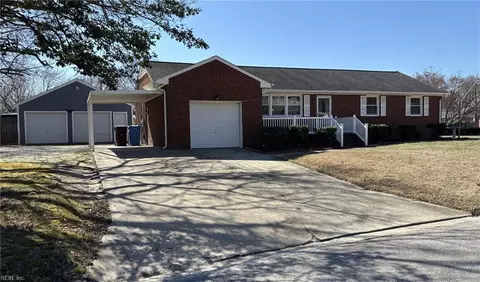 2428 Lindbergh Ave, Chesapeake, VA 23325