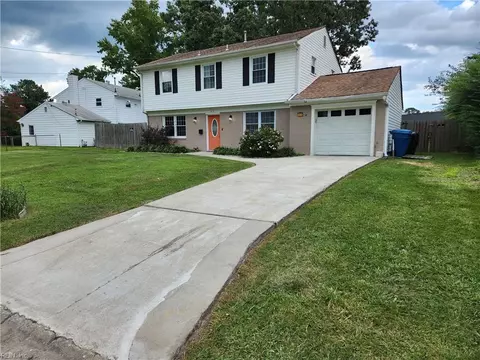 416 Dauphin Ln, Virginia Beach, VA 23452