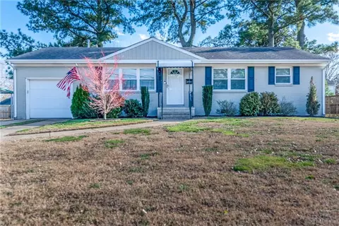 4741 Holladay Rd, Virginia Beach, VA 23455