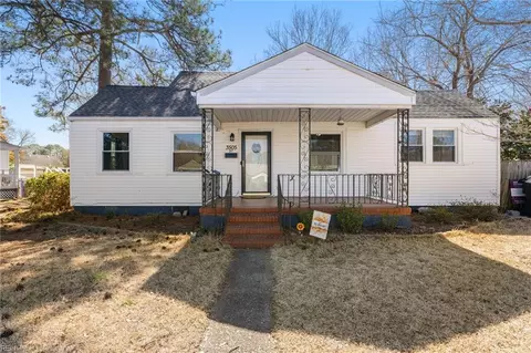 3505 Giles St, Portsmouth, VA 23707