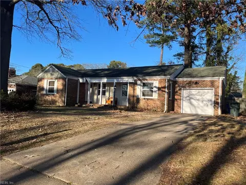 5914 Mcginnis Cir, Norfolk, VA 23502