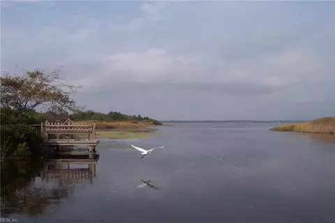 3433 Sandpiper Rd, Virginia Beach, VA 23456