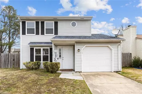 1218 Saddlebred Dr, Virginia Beach, VA 23464
