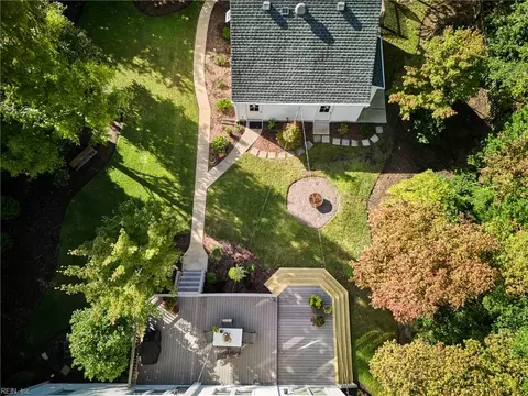 1527 Cedar Ln, Norfolk, VA 23508