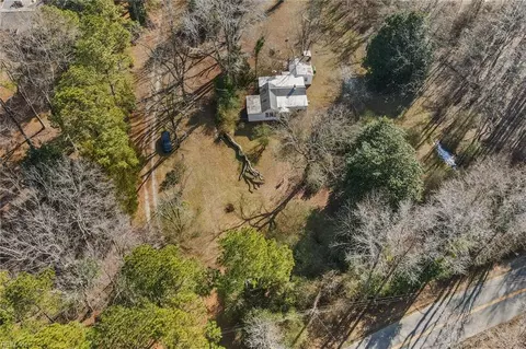 438 Fenton Mill Rd, Williamsburg, VA 23188
