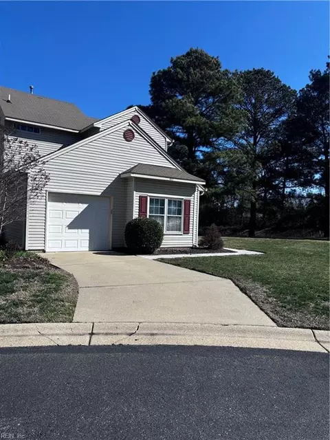 977 Water Oak Ct, Newport News, VA 23602