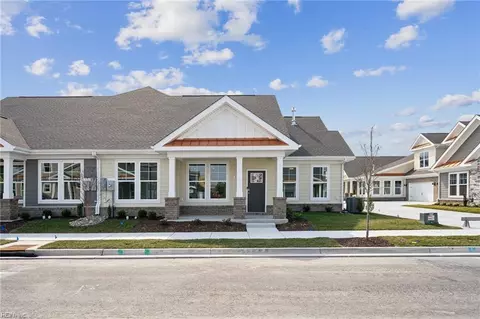 2120 Edwin Dr, Chesapeake, VA 23322