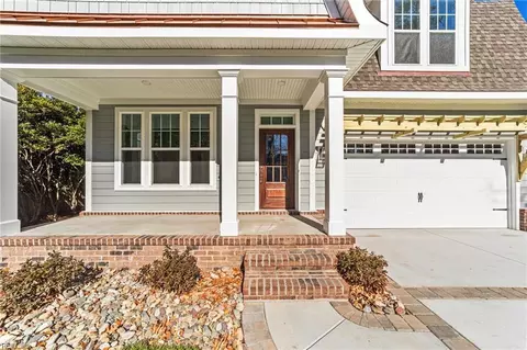 604 Cavalier Dr, Virginia Beach, VA 23451