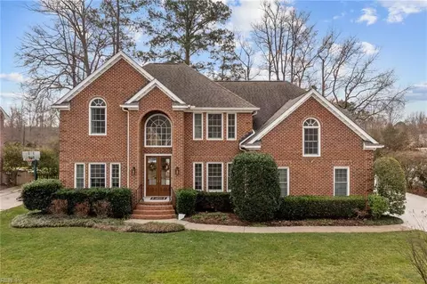 823 Waterfall Way, Chesapeake, VA 23322
