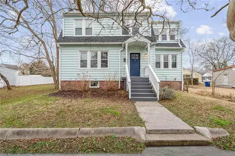 606 Madison Ave, Cape Charles, VA 23310