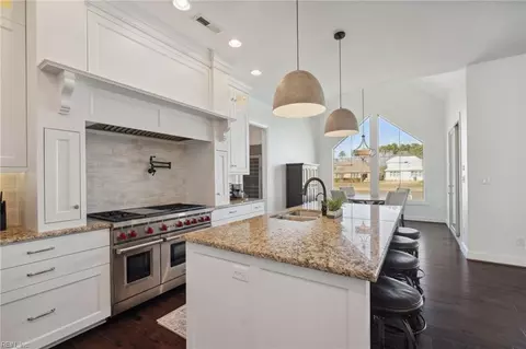 Kitchen - 300 Scone Castle Loop, Chesapeake, VA 23322 photo 3 of 6