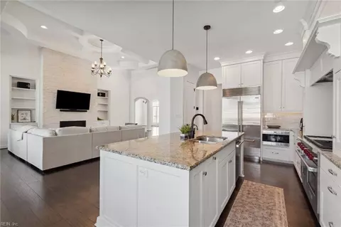 Kitchen - 300 Scone Castle Loop, Chesapeake, VA 23322 photo 6 of 6