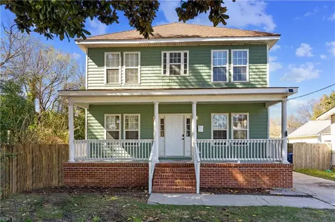 9215 1st View St, Norfolk, VA 23503