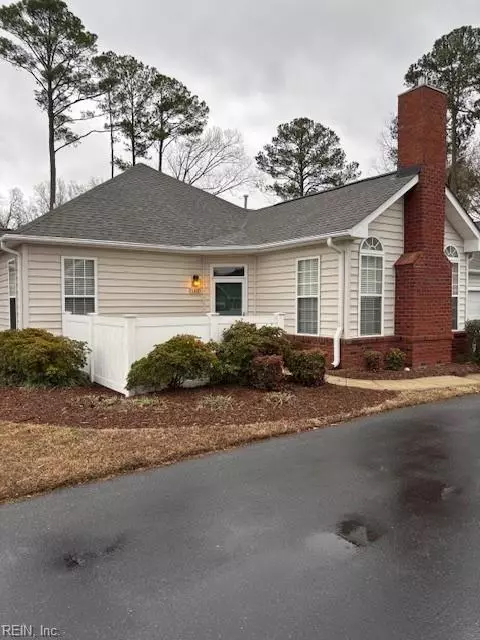 190 Villa Dr, Poquoson, VA 23662
