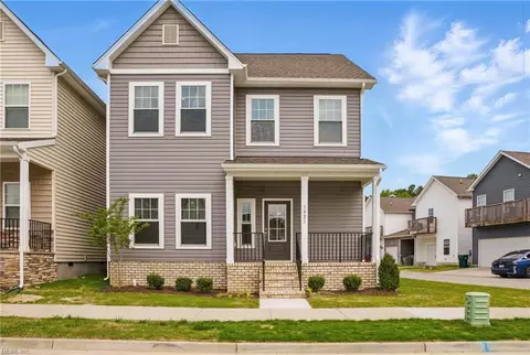 1021 Melbourne St, Newport News, VA 23608