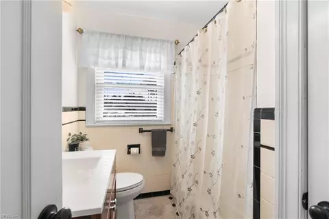 1810 Broadstreet Rd, Hampton, VA 23666 photo 25