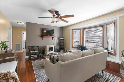 1810 Broadstreet Rd, Hampton, VA 23666 photo 7