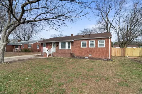 1810 Broadstreet Rd, Hampton, VA 23666 photo 3