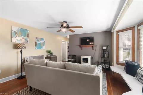 1810 Broadstreet Rd, Hampton, VA 23666 photo 6