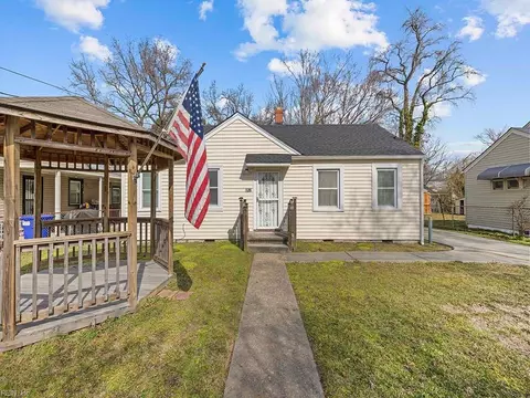 126 Rogers Ave, Norfolk, VA 23505