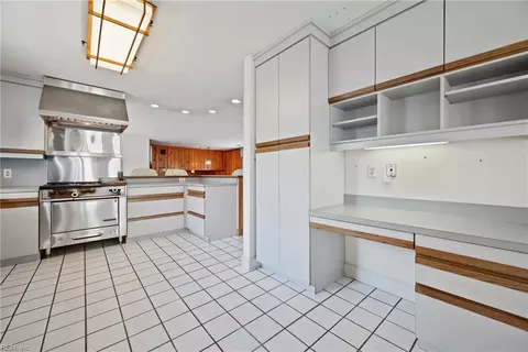 1130 Toler Pl, Norfolk, VA 23503 photo 14
