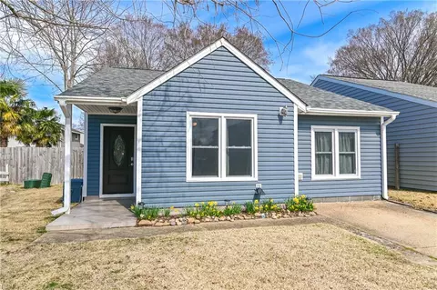 5107 Rugby Rd, Virginia Beach, VA 23464