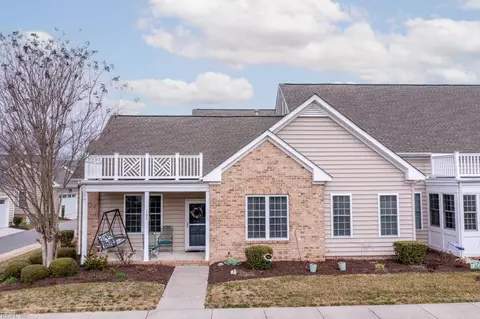 105 St James Ave, Smithfield, VA 23430