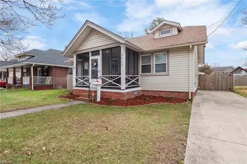 3623 Buckingham St, Norfolk, VA 23513